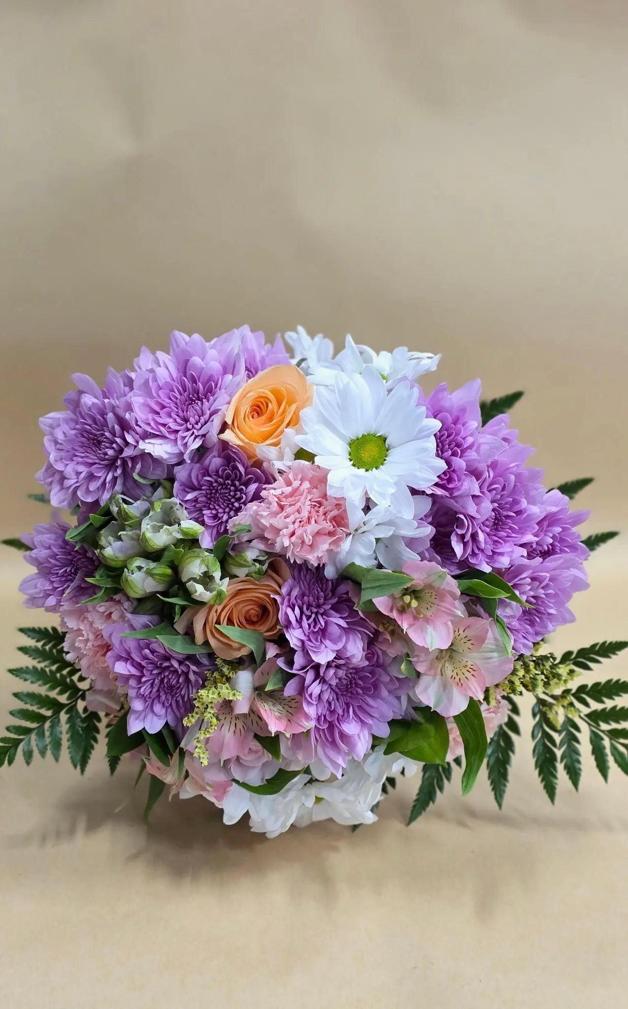 Pastel Colours Designer’s Choice with Vase Fleur Concept