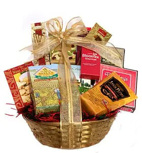 Snack Lover Gift Basket Fleur Concept